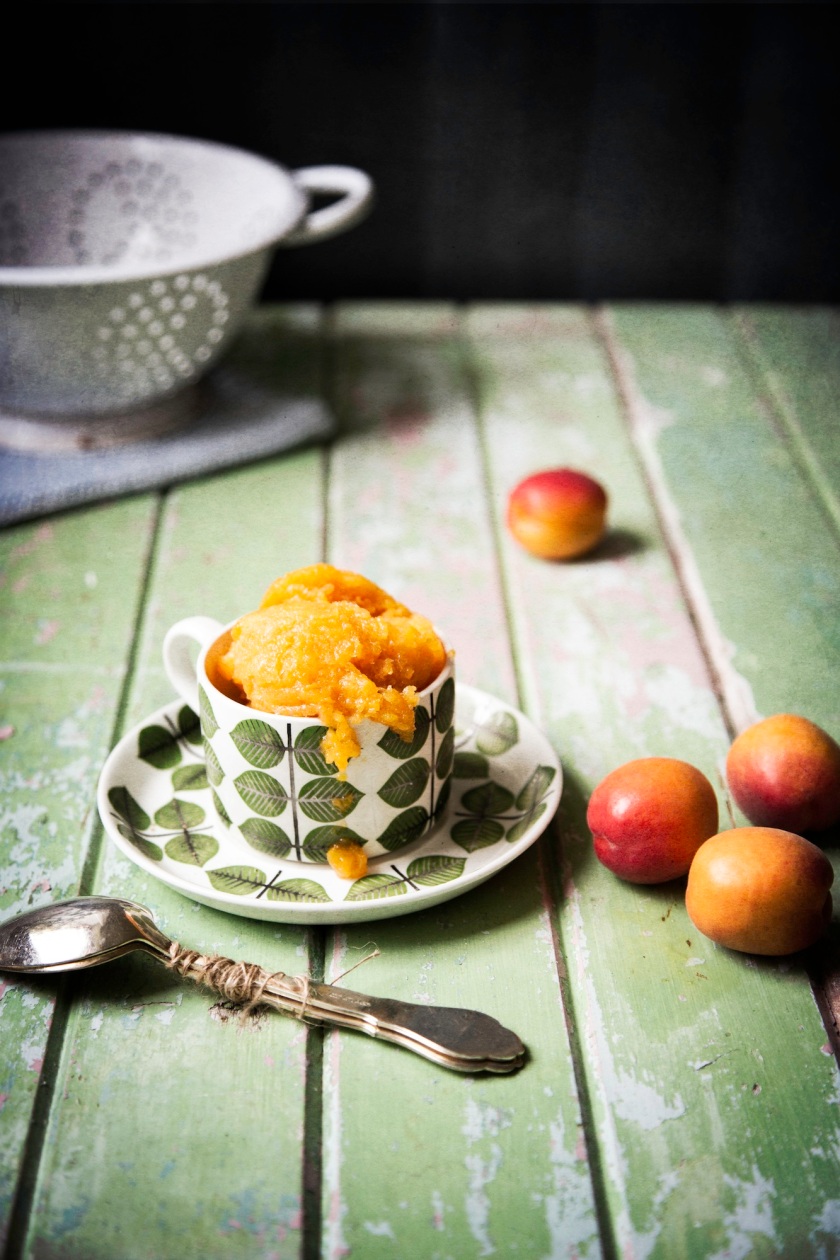 apricot sorbet, Camera and Clementine